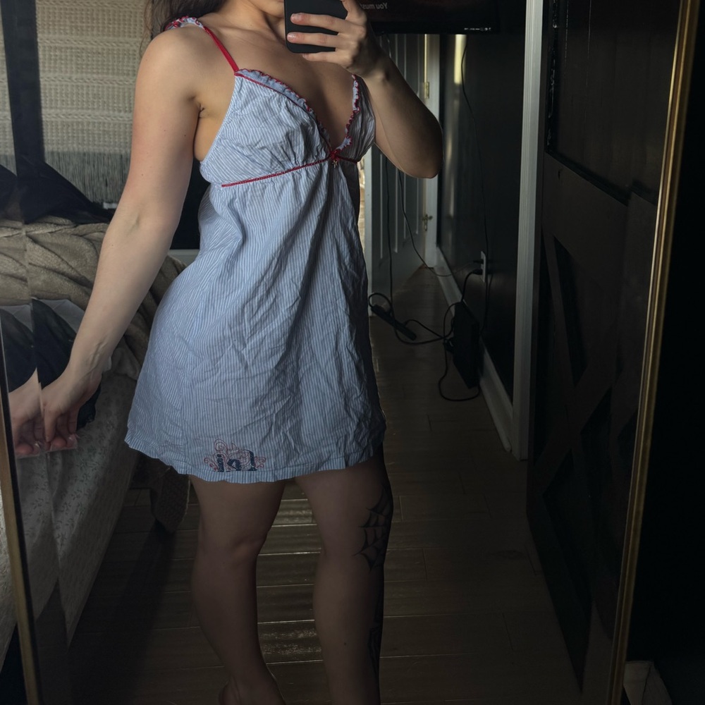 L.e.i dress